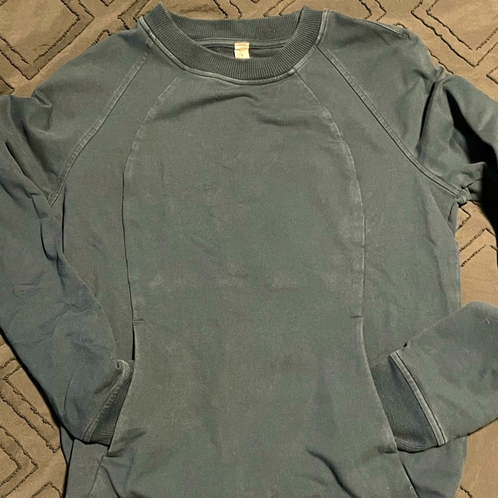 Lululemon sweater
